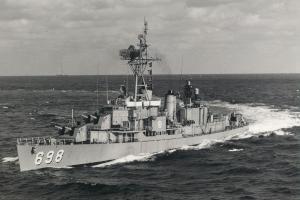 USS Ault